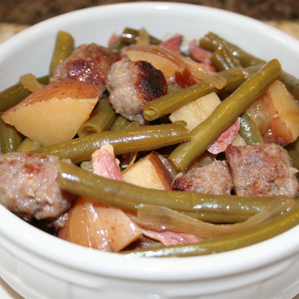 Slow-Cooker-Green-Beans-Ham-and-Potatoes-main