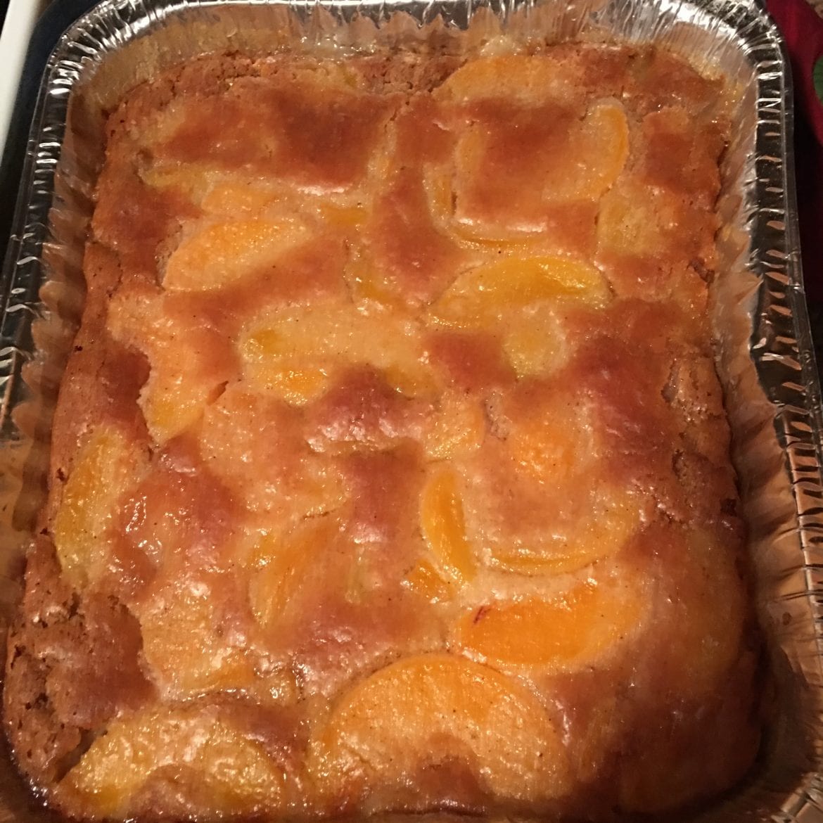 Classic Bisquic Peach Cobbler