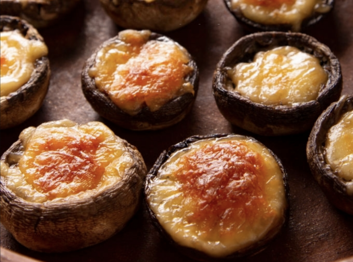 GARLIC-BUTTER ROASTED MUSHROOMS GARLIC-BUTTER ROASTED MUSHROOMS
