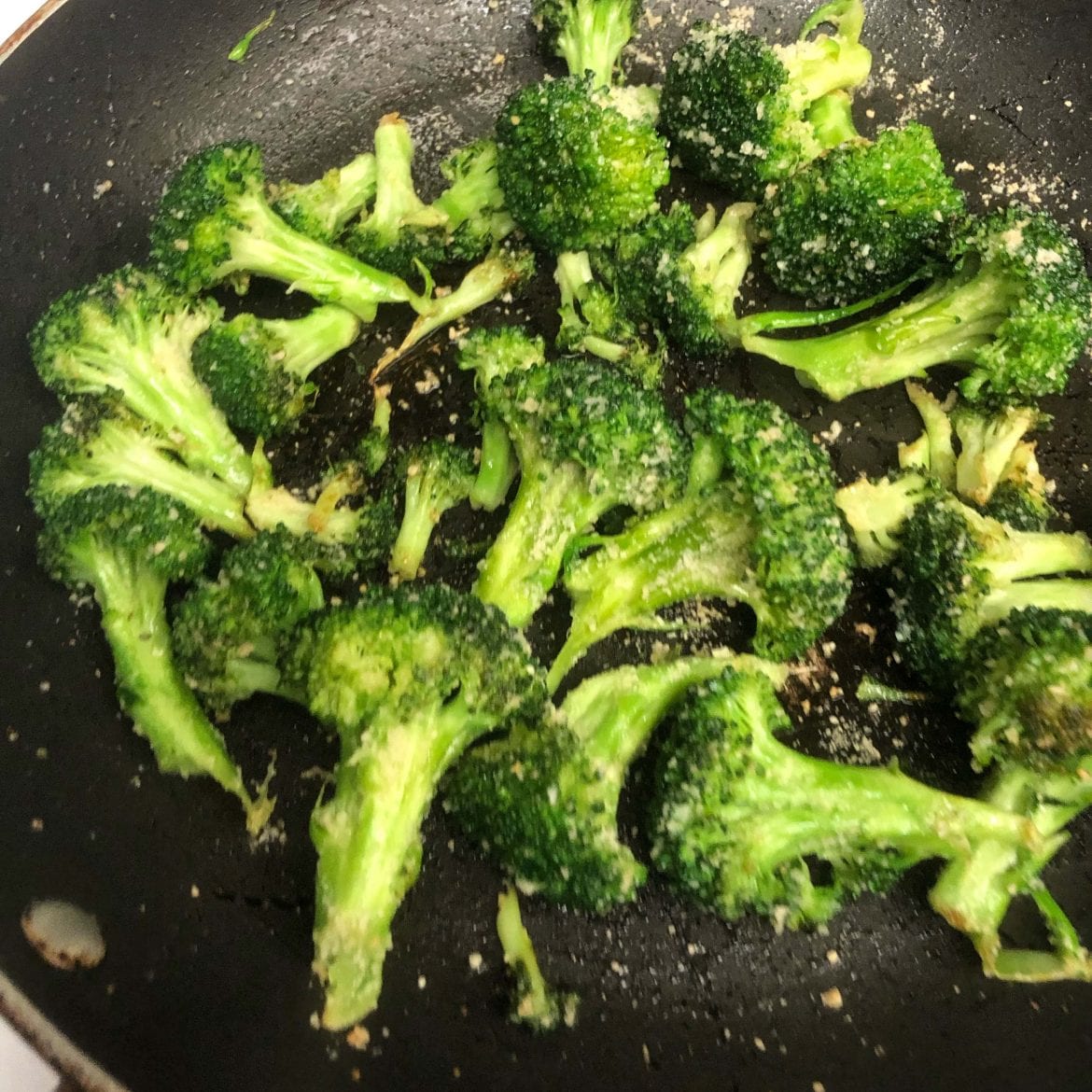 Garlic Roasted Broccoli with Parmesan Cheese Garlic Roasted Broccoli with Parmesan Cheese