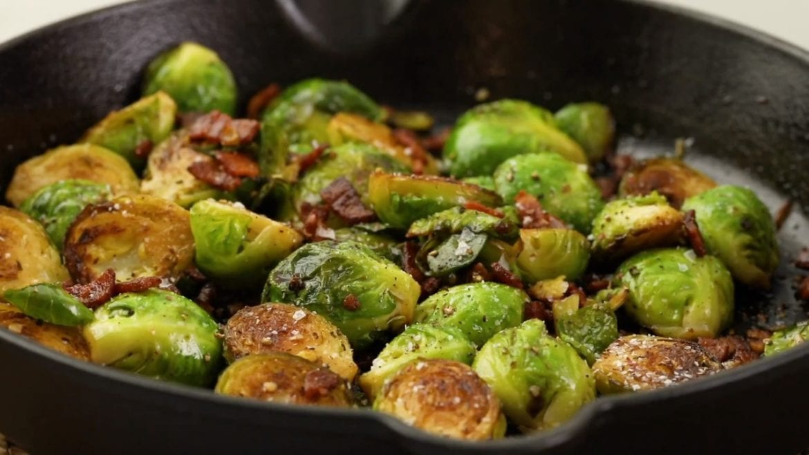 These Skillet-Braised Brussels Sprouts Are Irresistible