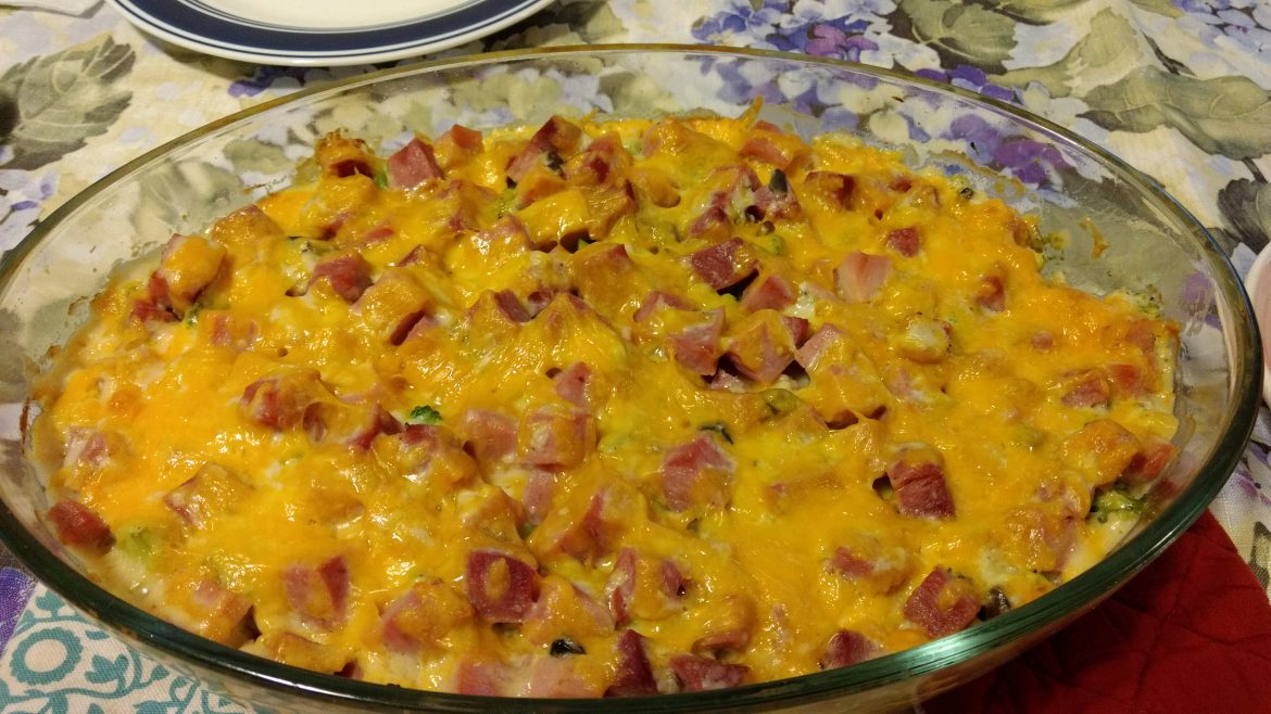 Ham, Potato and Broccoli Casserole - Crockpot Girl