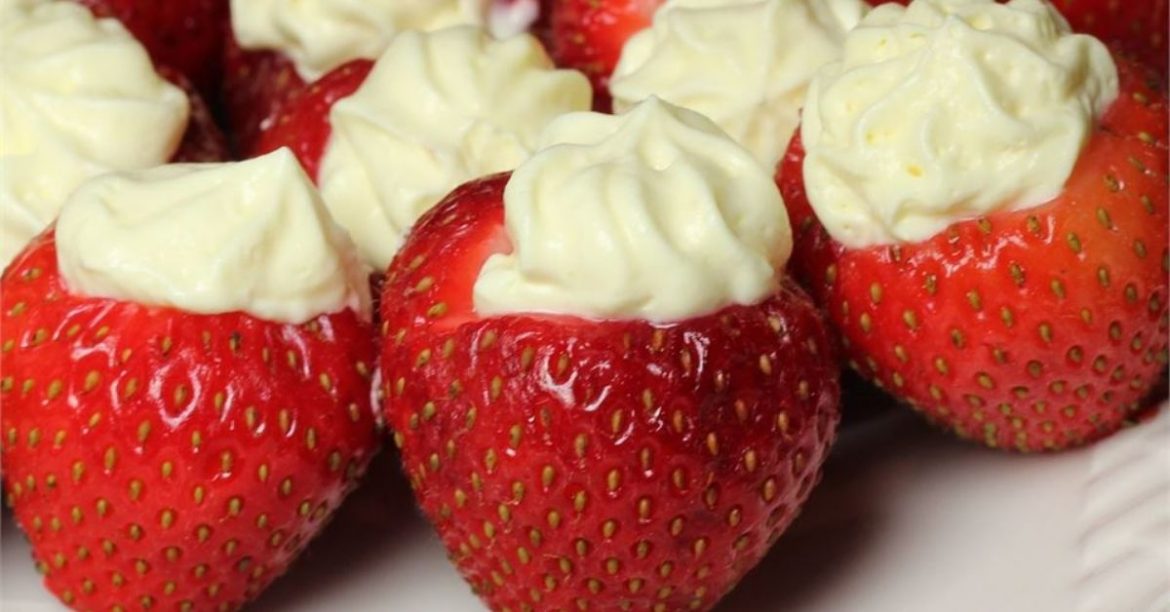 HEAVENLY FILLED STRAWBERRIES