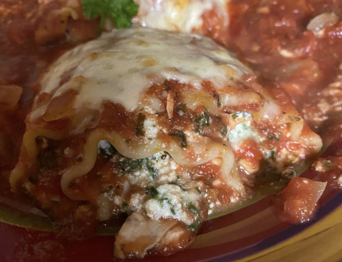 SPINACH LASAGNA ROLL-UPS