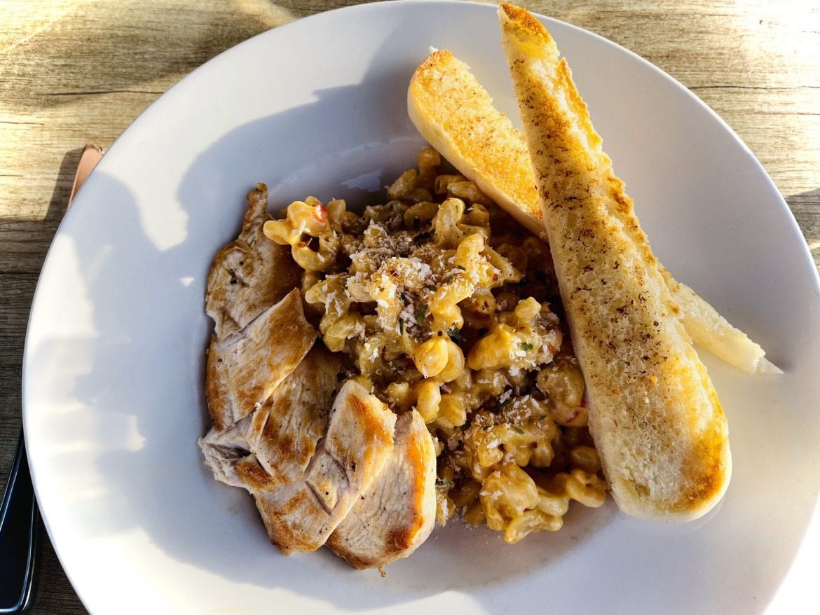 TUSCAN CHICKEN MAC AND CHEESE (ONE POT, STOVE TOP)