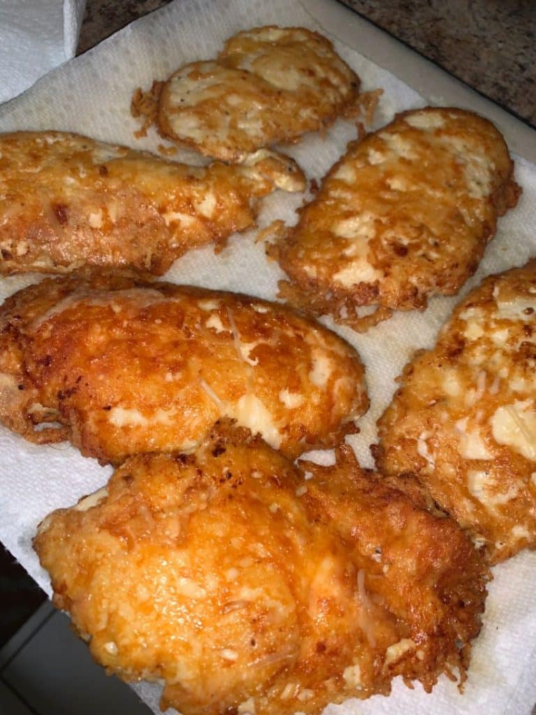 copycat-longhorn-garlic-parmesan-crusted-chicken-recipe-crockpot-girl