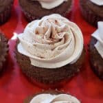 GINGERBREAD CUPCAKES WITH CINNAMON VANILLA BUTTERCREAM FROSTING